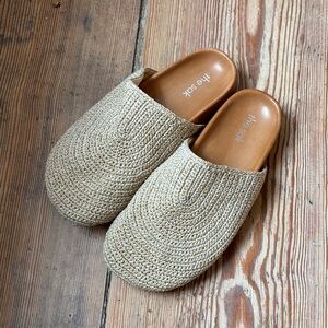 The Sak Bolinas Clogs